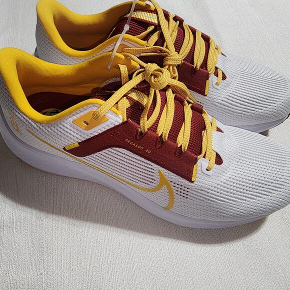 Nike Tuskegee institute TU Pegasus 40 Running shoes size 12.5 - Picture 2 of 9